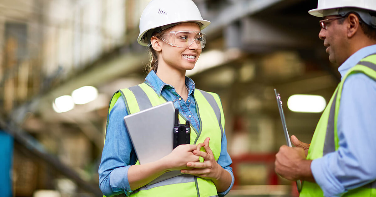 La formation continue de la main-d’œuvre industrielle diversifiée et variée d’aujourd’hui peut contribuer à combler le déficit de compétences en matière de fabrication.